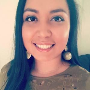 Meet your Posher, Alejandra